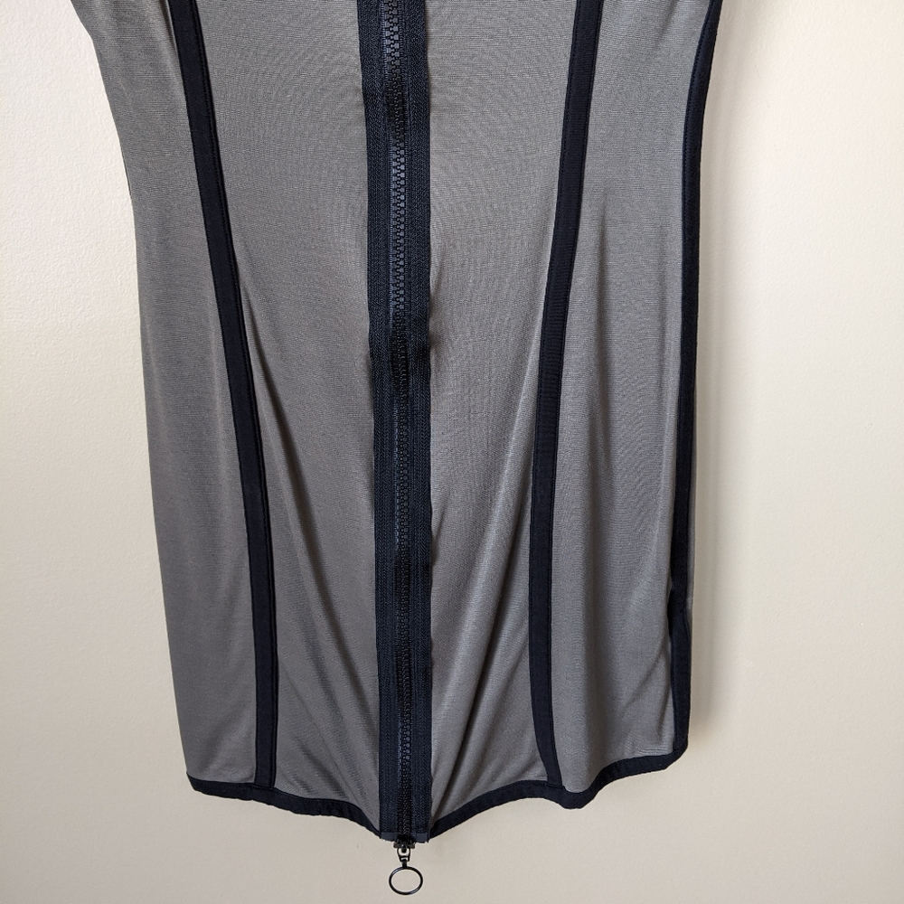 MANEQ Zip Up Dress 👗 - Picture 3 of 5